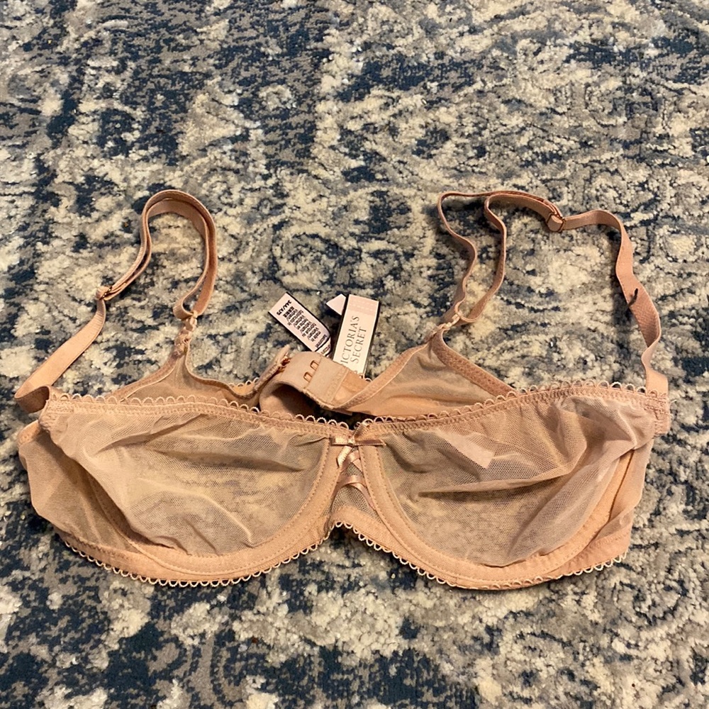 Victoria secrets bra